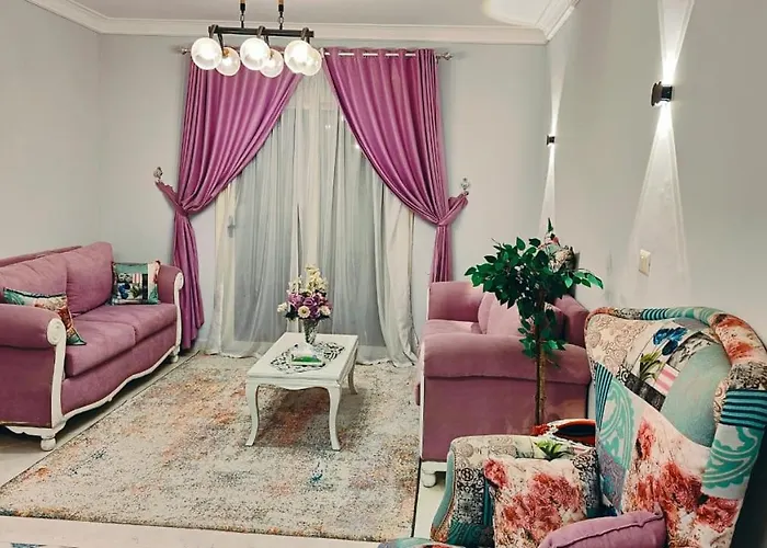 Elegant 3-Room Apartment With Modern Amenities In Gardenia Compound