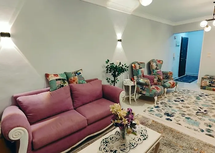 Elegant 3-Room Apartment With Modern Amenities In Gardenia Compound